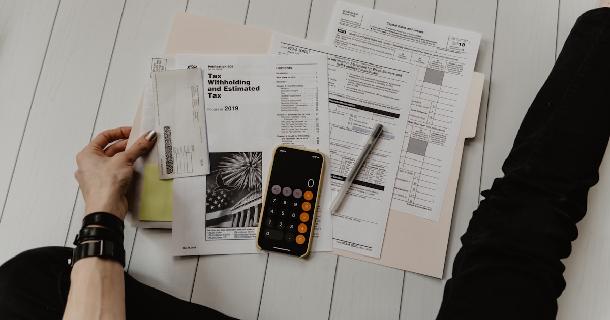 Calculadora y documentos financieros